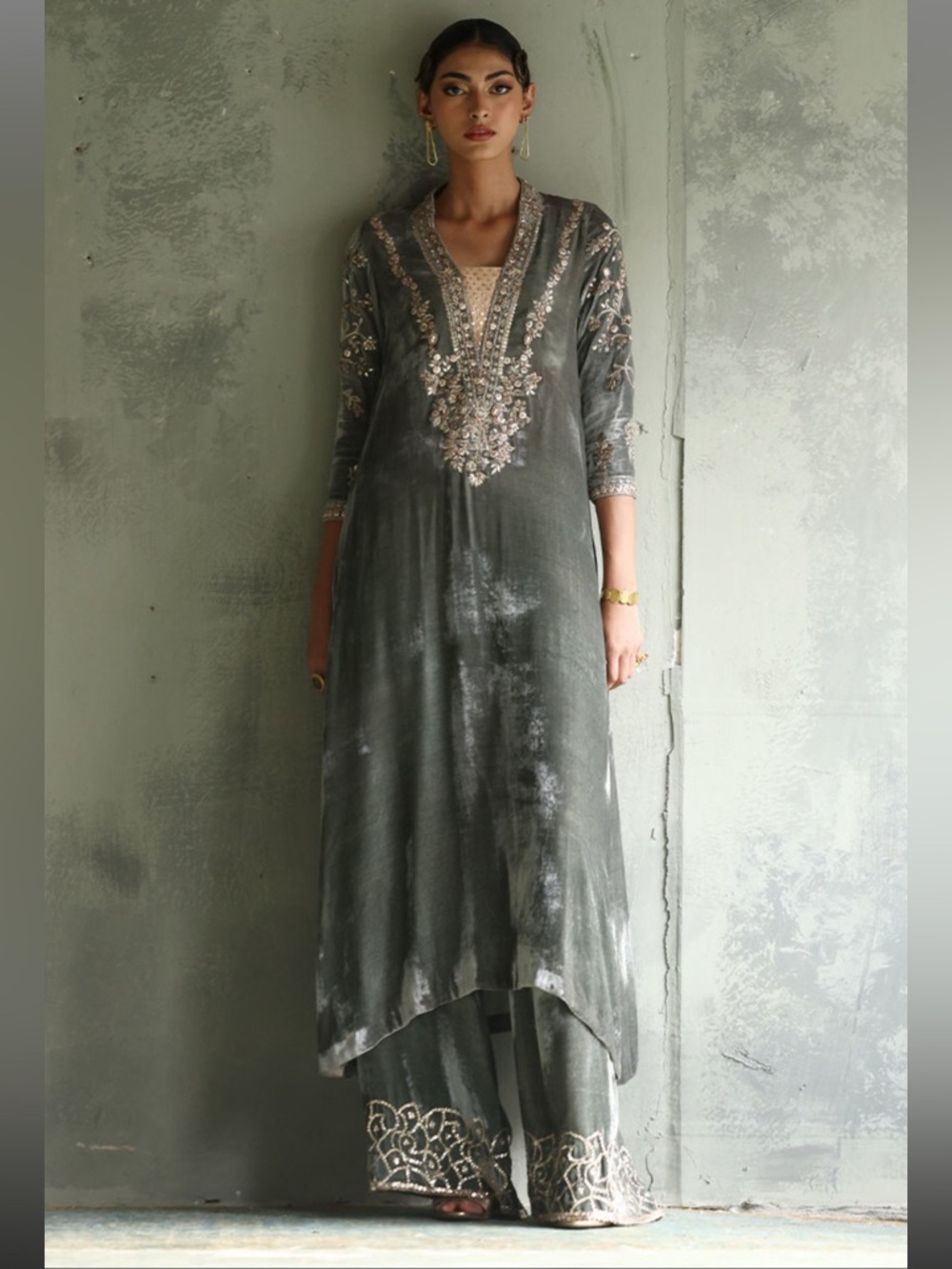 ROZINA MUNIB Embellished and Embroidered Charcoal velvet long shirt/kurta